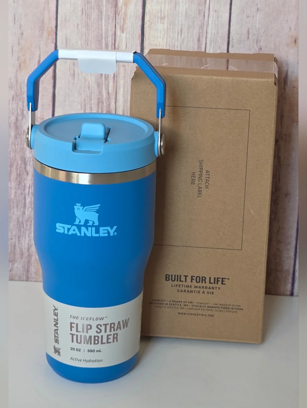Stanley Blue Flip Straw Tumbler 20oz NIB - Picture 7 of 8